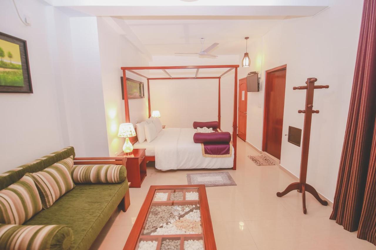 Villa Paradise Hikkaduwa Exterior photo